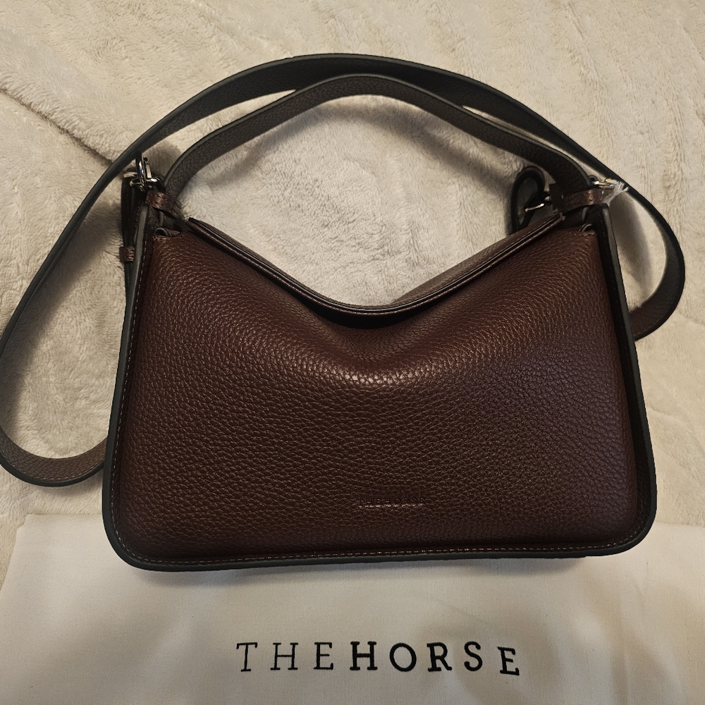 The Horse Clementine bag in coffee pebbled leather